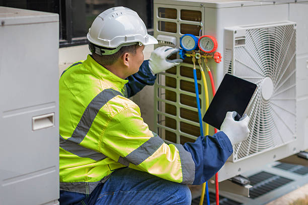 Professional Hvac technician working in Lunenburg, MA